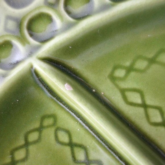 Green OB Japan Ceramic Plate - Picture 5 of 7